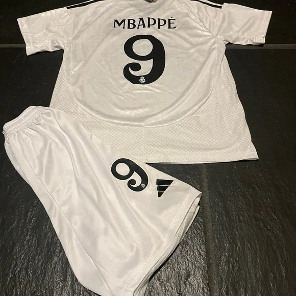 Mbappe Real Madrid Home Kids Kit